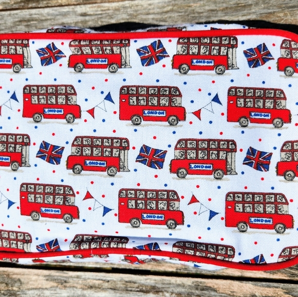 Milly Green British Design London Bus Travel Bag - Picture 4 of 7